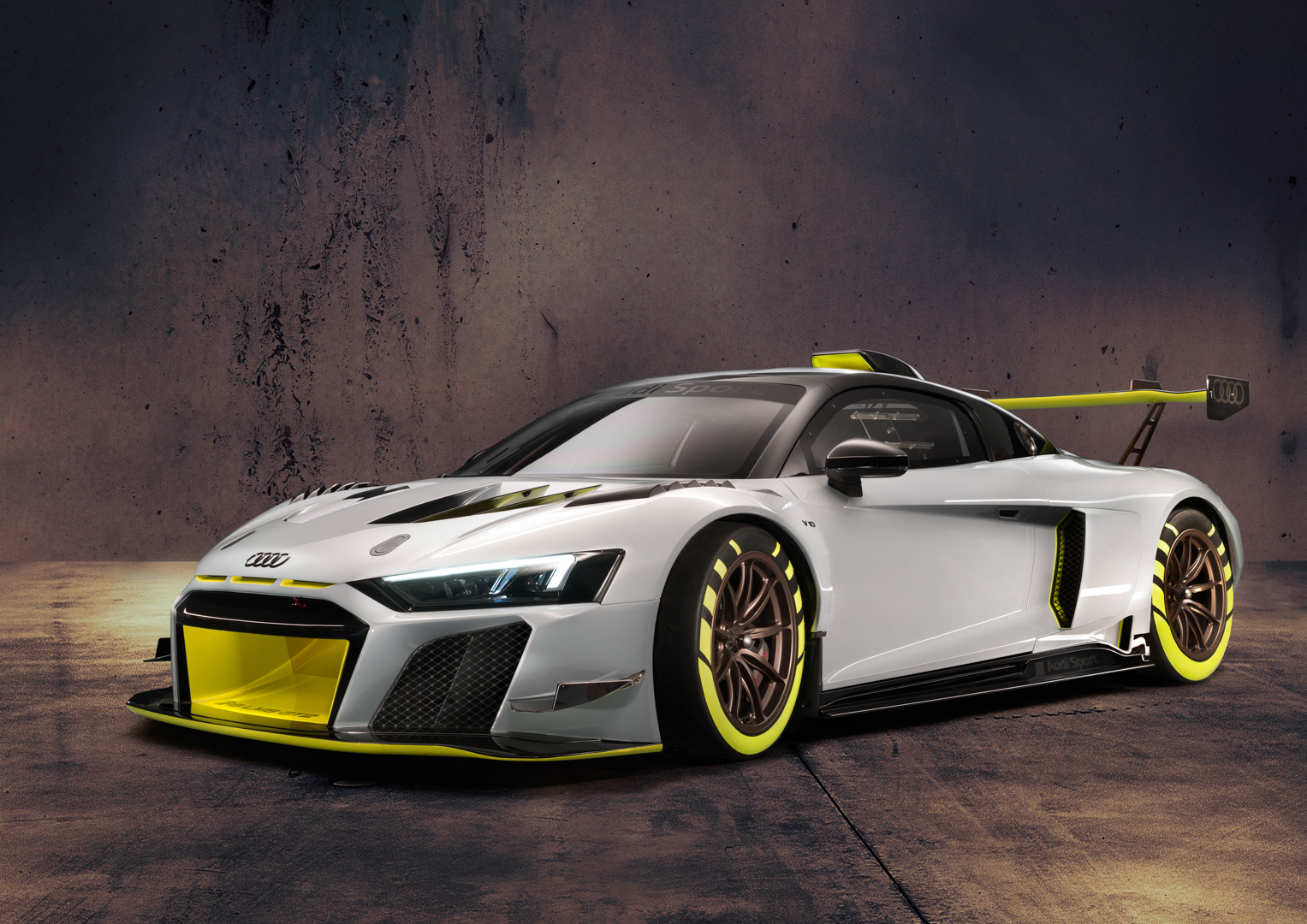 audi-r8-lms-gt2-1-of-31